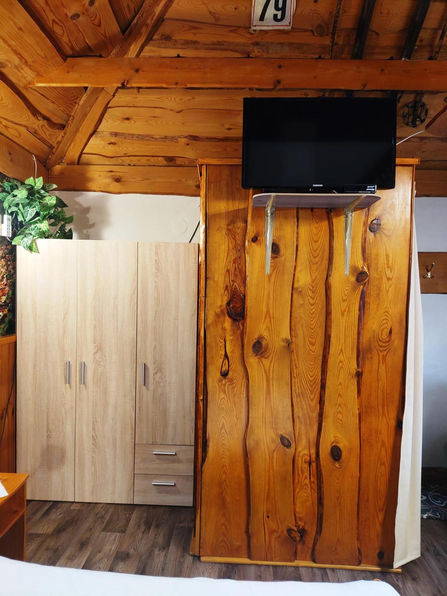Chatka Horec Stara Lesna Exterior photo